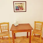 Apartament Votsalo Nausa